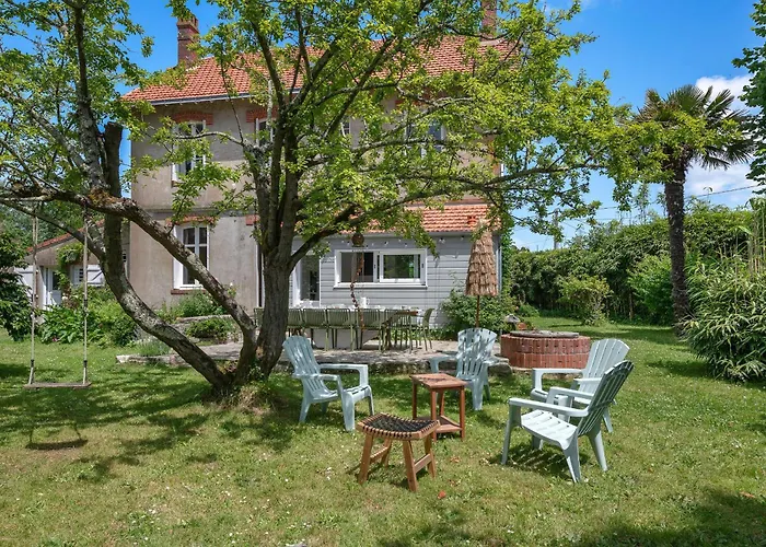 De Charme Classee A Tharon Pour 14 Villa